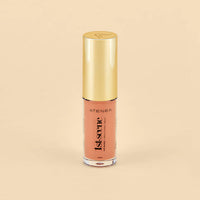 BRILLO PARA LABIOS 1ST SCENE