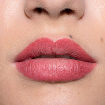 Delineador de Labios : Lip Color Pencil - Marifer Cosmetics - Exotik Store
